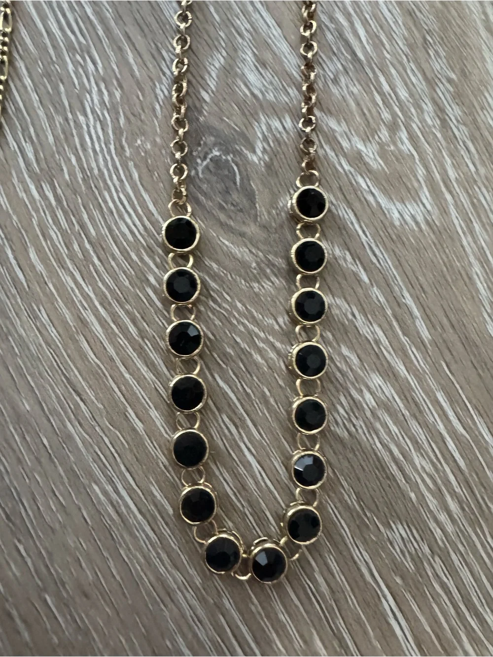 Lot of 3 gold tone women’s fashion necklaces